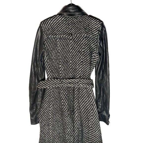 Burberry Black Leather Sleeves Wool Tweed Coat - Picture 4 of 15